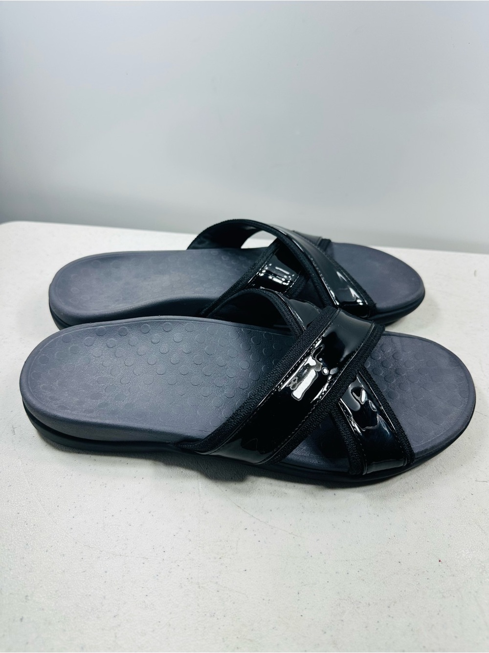 Vionic Merced size 12 - Picture 3 of 7